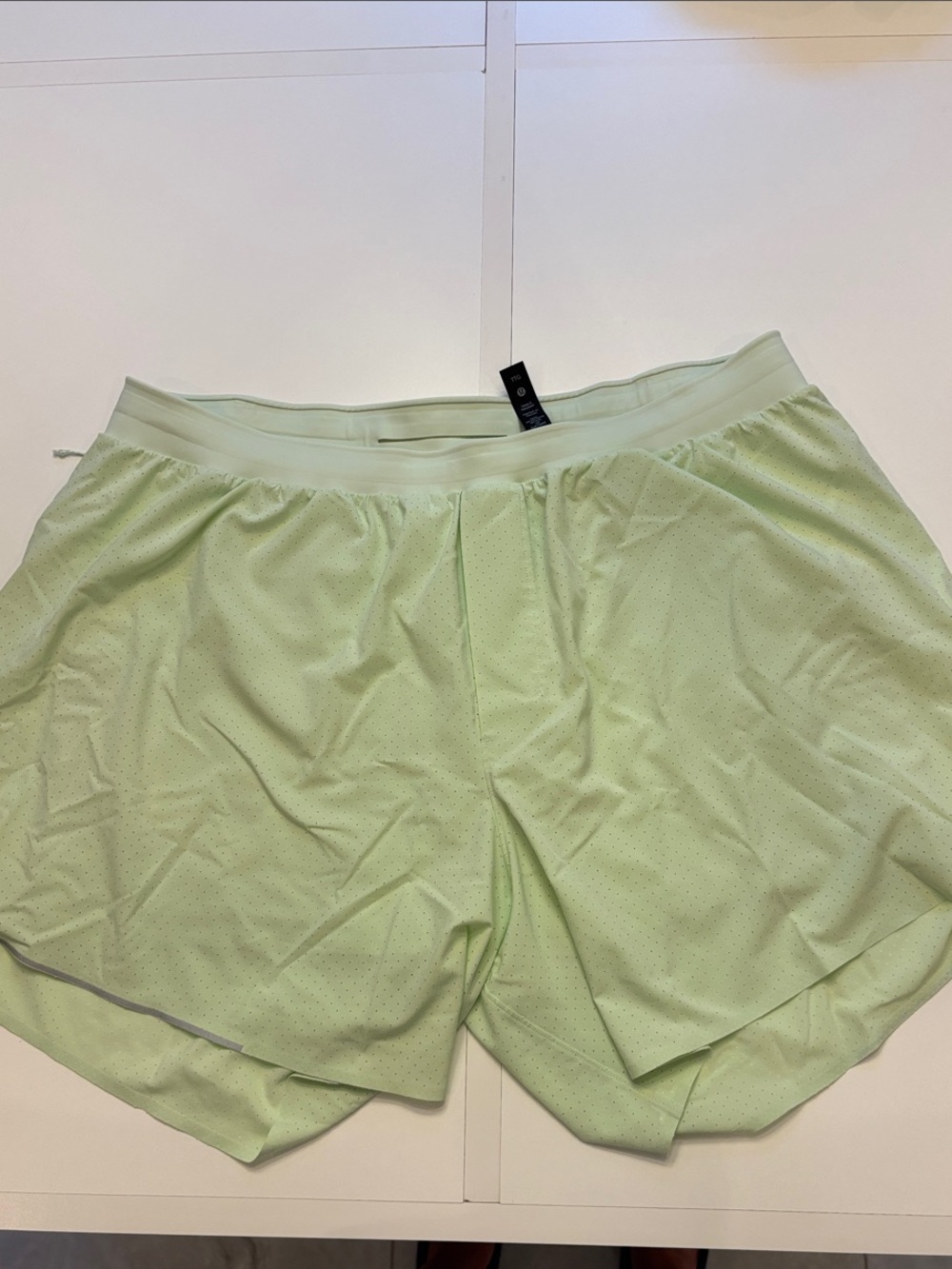 Lululemon Men Fast Free Short 6" lined Wasabi LM7AU8S Neon Green Yellow